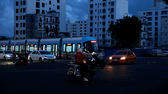 半个朋友圈都在三亚？！那就一起宵夜吧！